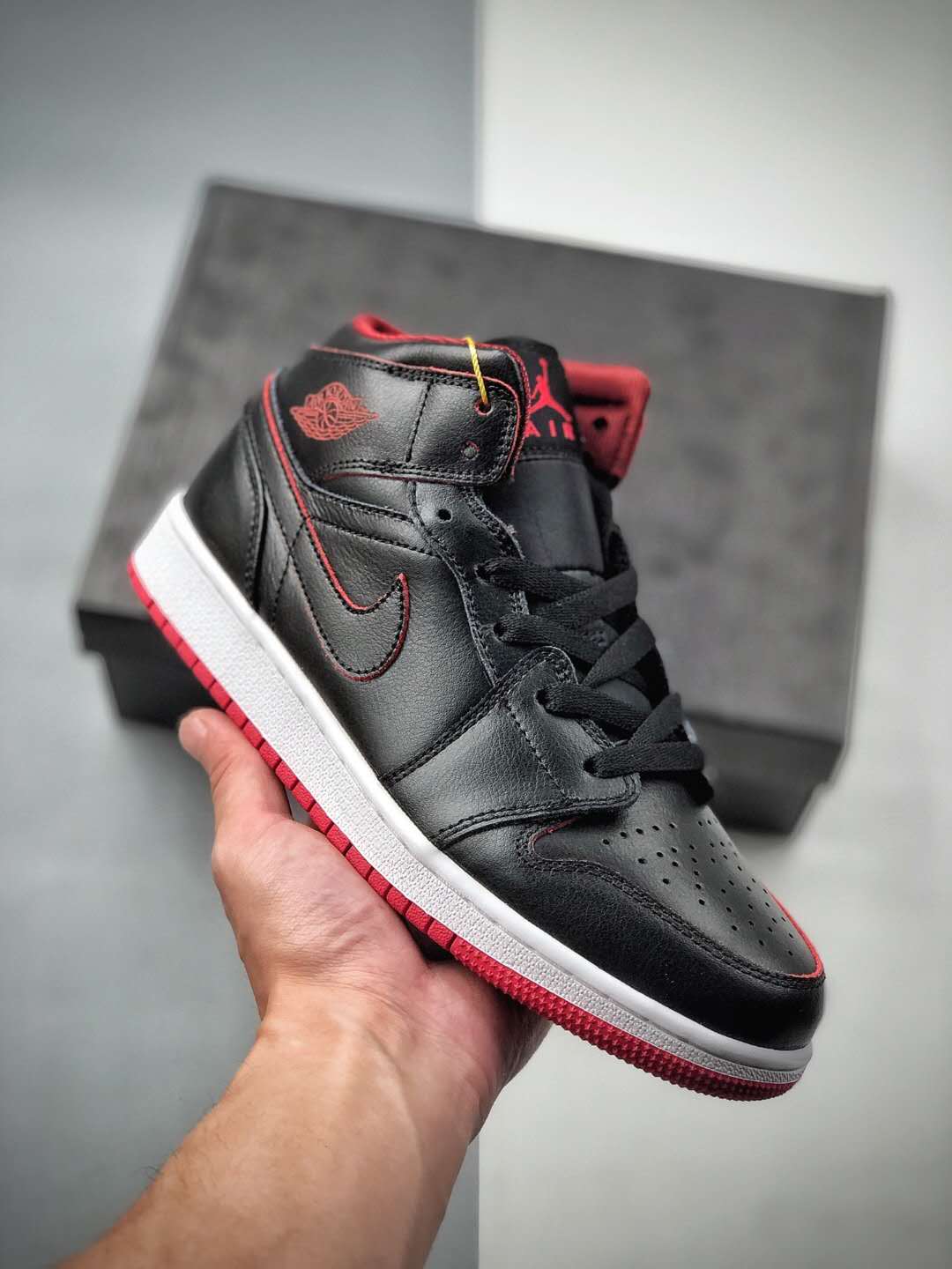 Air Jordan 1 Retro Mid - Black Gym Red 554725-028: The Perfect Sneakers for Style and Performance