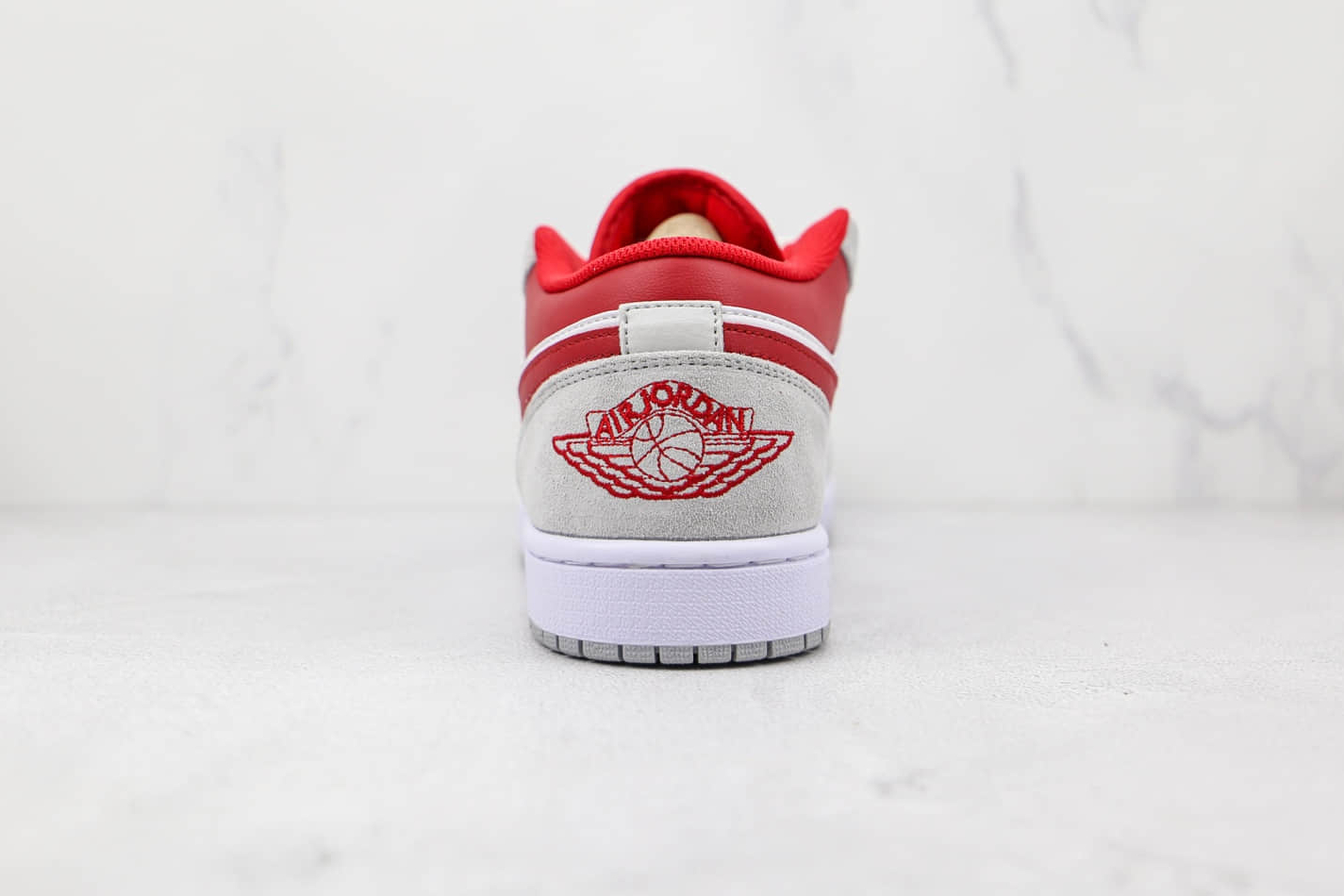 Air Jordan 1 Low SE 'Light Smoke Grey Gym Red' DC6991-016 - Stylish and Iconic Sneakers