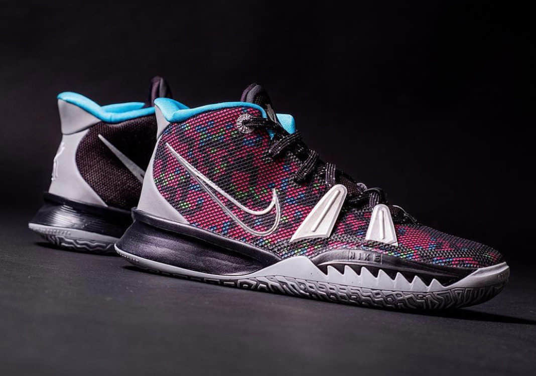 Nike Kyrie 7 'Pixel Camo' CT4080-008 - Exquisite Camouflage Design for Unmatched Style and Performance